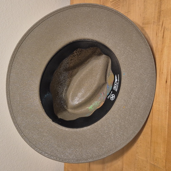 Hand Painted Mexican Artisanal Staw Fedora Hat - Picture 4 of 8